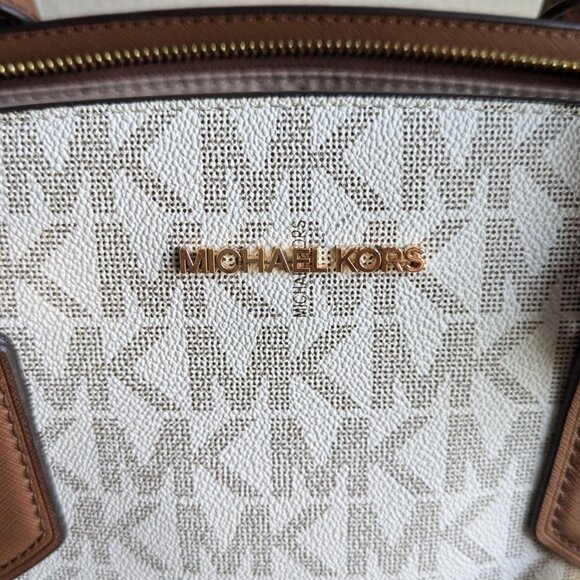 Michael Kors Lynn Vanilla Lugg MK Printed Large EW Satchel Bag - NWT $398 - Picture 5 of 11